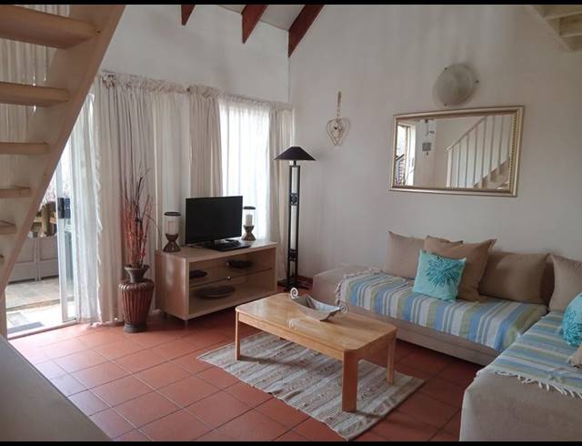 3 BEDROOM TOWNHOUSE FOR SALE IN HENNOPSPARK